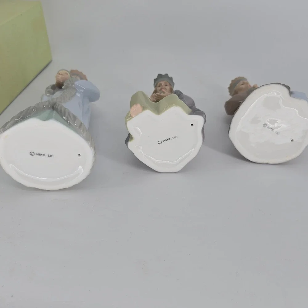 Vintage Hallmark Three Wise Men Porcelain Nativity Figurines Set Complete Boxed